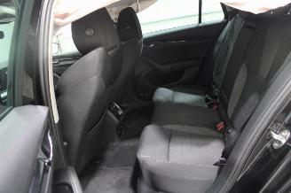 Skoda Octavia  picture 12