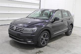 skadebil auto Volkswagen Tiguan  2019/1
