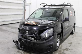 Auto incidentate Peugeot Partner  2020/6