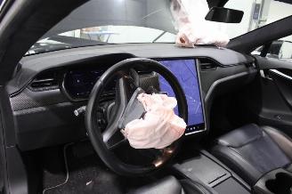 Tesla Model S  picture 11