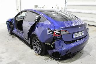 Tesla Model 3  picture 4