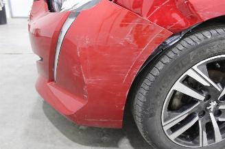 Peugeot 208  picture 6