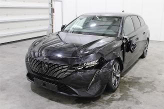 Damaged car Peugeot 308  2024/1