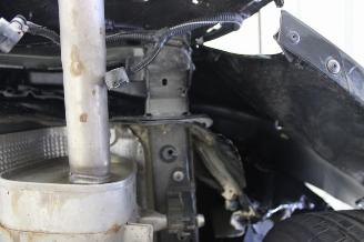 Peugeot 208  picture 16