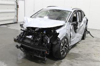 Damaged car Volkswagen ID.4  2024/9