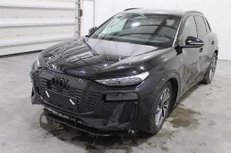 Unfallwagen Audi Q6 e-tron 2025/10