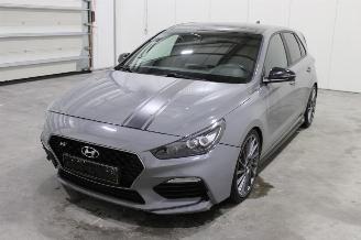 krockskadad bil auto Hyundai I-30 i30 2021/1