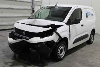 Unfallwagen Peugeot Partner  2022/7