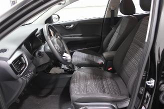 Kia Stonic  picture 10