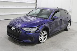 Schadeauto Audi A3  2022/12