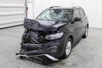Schadeauto Volkswagen T-Cross  2023/9