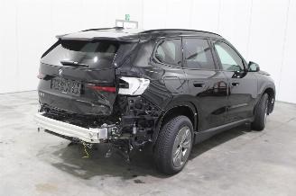 BMW iX1  picture 3