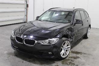 Unfallwagen BMW 3-serie 318 2016/10