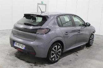 Peugeot 208  picture 3