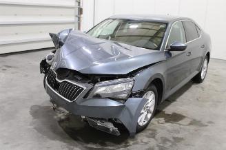 Unfallwagen Skoda Superb  2019/5