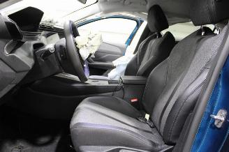Peugeot 408  picture 10