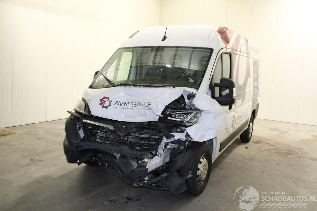 Opel Movano 