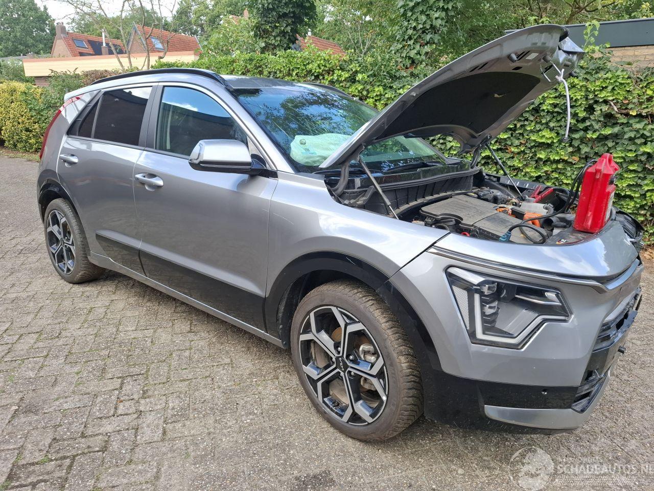 Kia Niro niro 16 hybride leer 11200km 2025