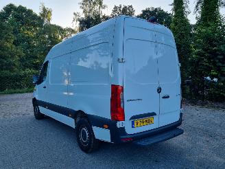 Mercedes Sprinter 317 CDI Navi Mbux Stoelverw picture 3