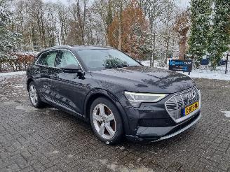 uszkodzony samochody osobowe Audi E-tron 50 Quattro 71Kwh Pano Navi Led 2020/5