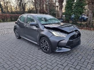 Unfallwagen Toyota Yaris 1.5 l-VVT-i Led Airco 2024/1