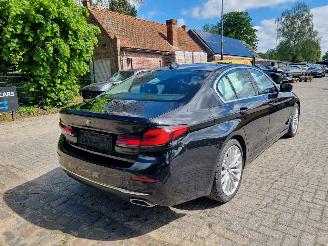 BMW 5-serie 520d Aut 140KW Limo Navi Leder Stoelverw. picture 3