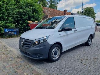 skadebil auto Mercedes Vito Evito 112 66KWH Airco Navi Stoelverw 2023/10