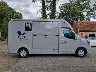 Renault Master 2.0 DCI Aut. Krismar Horsebox picture 3