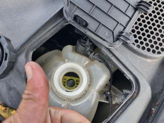 Volvo V-60 D3 Aut. Navi Led Leder Stoelverw picture 10