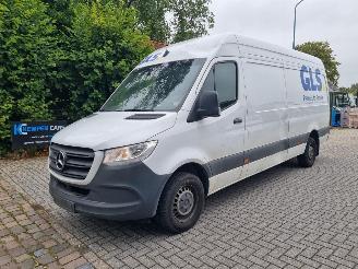 Vaurioauto  passenger cars Mercedes Sprinter 317 CDI Aut. Maxi Airco Camera 2024/7