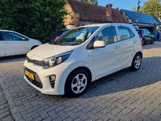 Damaged car Kia Picanto 1.0 DPI Airco 2023/8