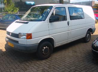 krockskadad bil auto Volkswagen Transporter  1994/1