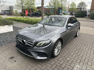 skadebil auto Mercedes E-klasse 200 AMG PANO/LED/19INCH 2016/11