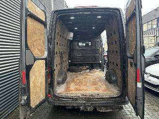 Volkswagen Crafter 2.0 TDI AIRCO / CRUISE RIJDBAAR! picture 6