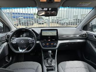 Hyundai Ioniq 1.6 GDI FACELIFT | CAMERA | XENON-LED | AMBIENT LIGHT | CRUISE CONTROL picture 8
