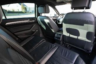 Volkswagen Passat 1.4 TSI ACT 3X R-LINE PANO/LEDER/LED/NAVI/CLIMA SCHADEVRIJ/DAMAGEDFREE picture 21