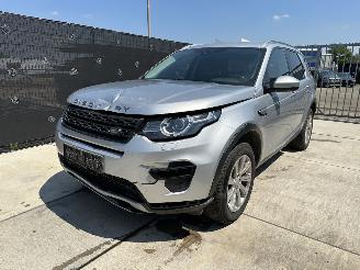 Damaged car Land Rover Discovery Sport 2.0 TD4 CAMERA/LINEASSIST/LED/LEDER/VOL! RIJDBAAR! 2015/12