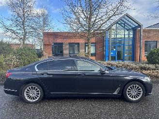 BMW 7-serie 740e LWB i-Performance / Full Options SCHADEVRIJ/ DAMAGED FREE/UNFALL FREI ! picture 4