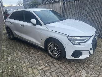 skadebil auto Audi A3 1.5 TFSI S -Tronic/MATRIX LED/NAVI/CLIMA/PDC/ 2020/12