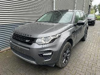 Vaurioauto  passenger cars Land Rover Discovery Sport 2.0 TD4 PANO/CAMERA/LEDER/TREKHAAK/MERIDIAN/LED/RIJDBAAR! 2017/10