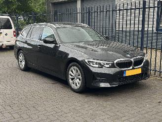 Damaged car BMW 3-serie M Sport Line PANO/NAVI/LEDER/CLIMA/STOELVERW V+A VOL SCHADEVRIJ! 2020/8