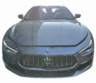 Maserati Ghibli 3.0 V6 Gran-Lusso Aut / SOFT-CLOSE / MINIMAL DAMAGE picture 6