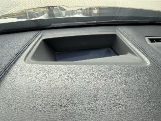 BMW X2 25e xDrive 220PK Steptronic M-Sport PANO VOL! picture 23