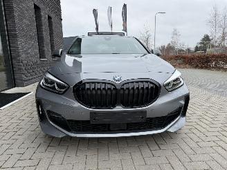 BMW 1-serie 118i 136PK Steptronic M-Sport PANO KUIP VOL! picture 17