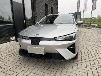 MG MG5 Electric Long Range 61kWh 157PK Aut. Luxury picture 4
