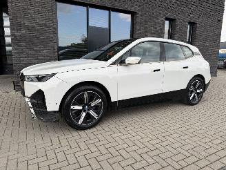 BMW iX xDrive40 Shadow Line 77kWh 326PK FULL OPTIONS! picture 2