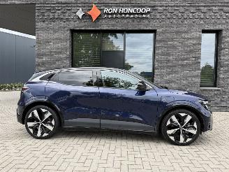 damaged passenger cars Renault Mégane E-Tech EV60 Optimum Charge 220PK Aut. Techno 2022/8