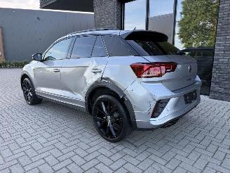Volkswagen T-Roc 1.5 TSI 150PK DSG7 R-Line Black Edition PANO VOL! picture 11