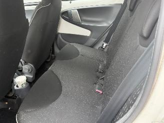 Peugeot 107 1.0-12 V XS 5 deurs Airco! Opendak picture 7