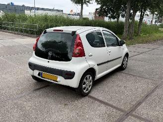 Peugeot 107 1.0-12 V XS 5 deurs Airco! Opendak picture 4